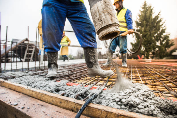 Best Concrete Driveway Installation  in Legend Lake, WI